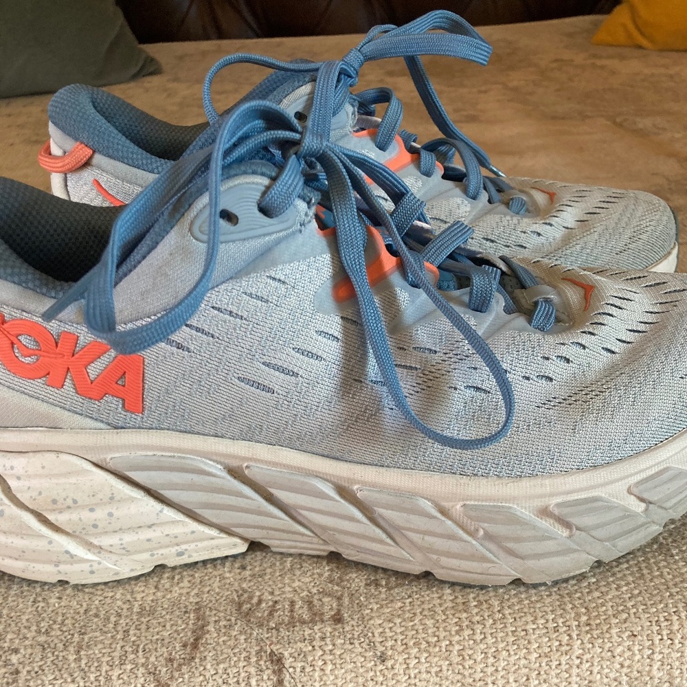 Like New Hoka One One sz US Women 6.5